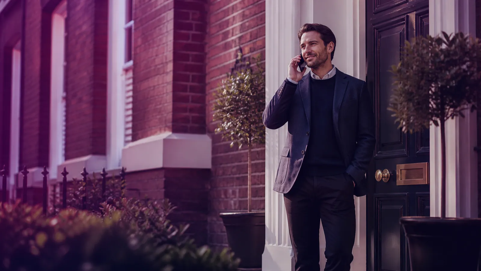 Why agencies should be careful when agents use personal phones for business